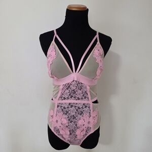🆕️ Pink Floral Lace Bodysuit Lingerie Size XL